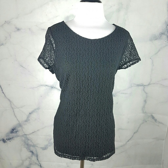 Tops - 🌻 Black Crochet Top w/ Inner Lining